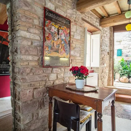 La Viola Di 3* Assisi